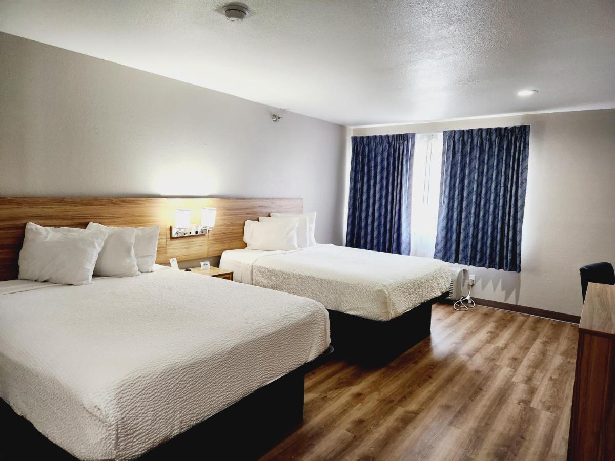 Days Inn & Suites By Wyndham Corpus Christi Central Екстер'єр фото